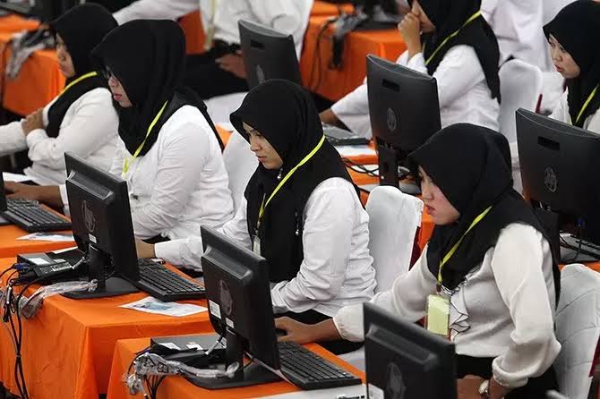 Ilustrasi seleksi CPNS. (Foto: Dok. Jawa Pos Radar Surabaya)