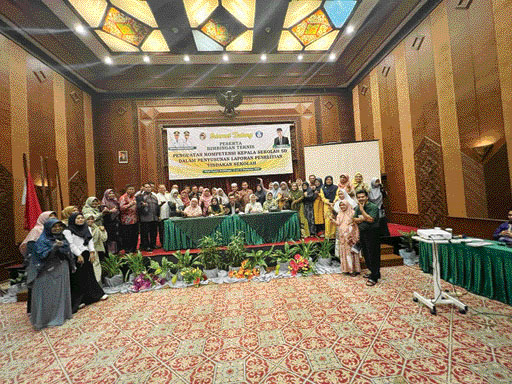 BERSEMANGAT: Para peserta Bimtek Penguatan Kompetensi Wakil Kepala Sekolah bidang kurikulum.(IST)