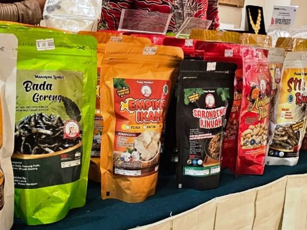 Rendang Pakis Pensi, Khas Maninjau.