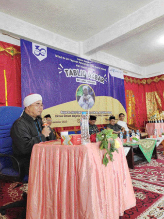 BENTENGI UMAT: YPI Khaira Ummah merayakan Milad 30 di aula SMP Khaira Ummah, Kotopanjang Ikua Koto, Kecamatan Kototangah, Kota Padang, baru-baru ini.(DOKUMEN YPI KHAIRA UMMAH FOR PADEK)