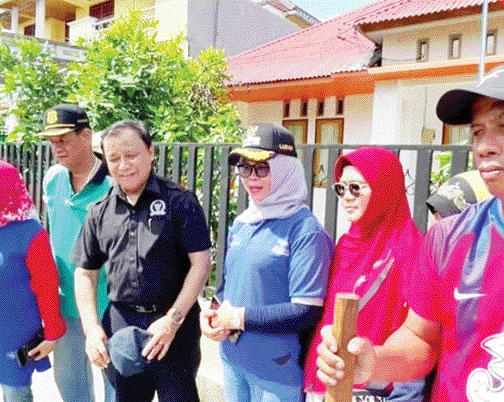 DUKUNGAN: Anggota DPD RI Muslim M Yatim ikut berpartisipasi dalam kegiatan Padang Bagoro yang digulirkan beberapa waktu lalu.(TIM MUSLIM M YATIM)