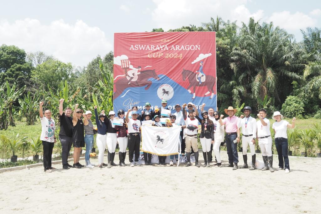 BERSAMA: Para pemenang Aswaraya Aragon Cup 2024 yang digelar di Kota Binjai pada 24-25 Februari lalu, diabadikan bersama. (dok. Pribadi)