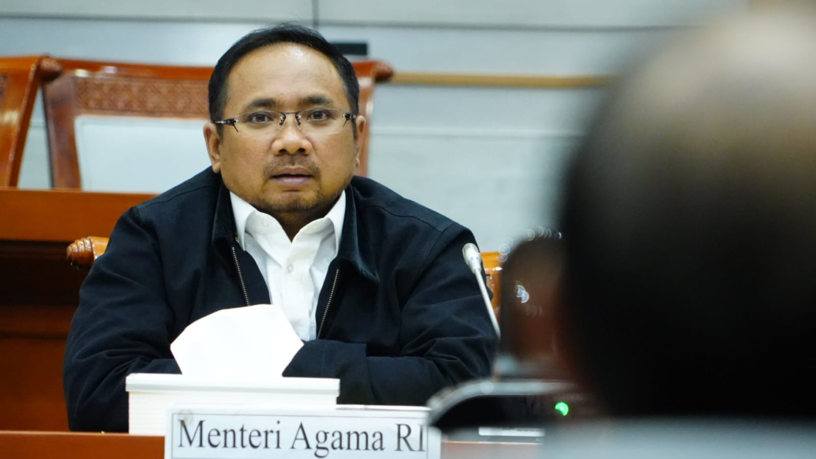 RAPAT: Menteri Agama Yaqut Cholil Qoumas saat mengikuti rapat beresama Komisi VIII DPR RI, Senin (18/3).