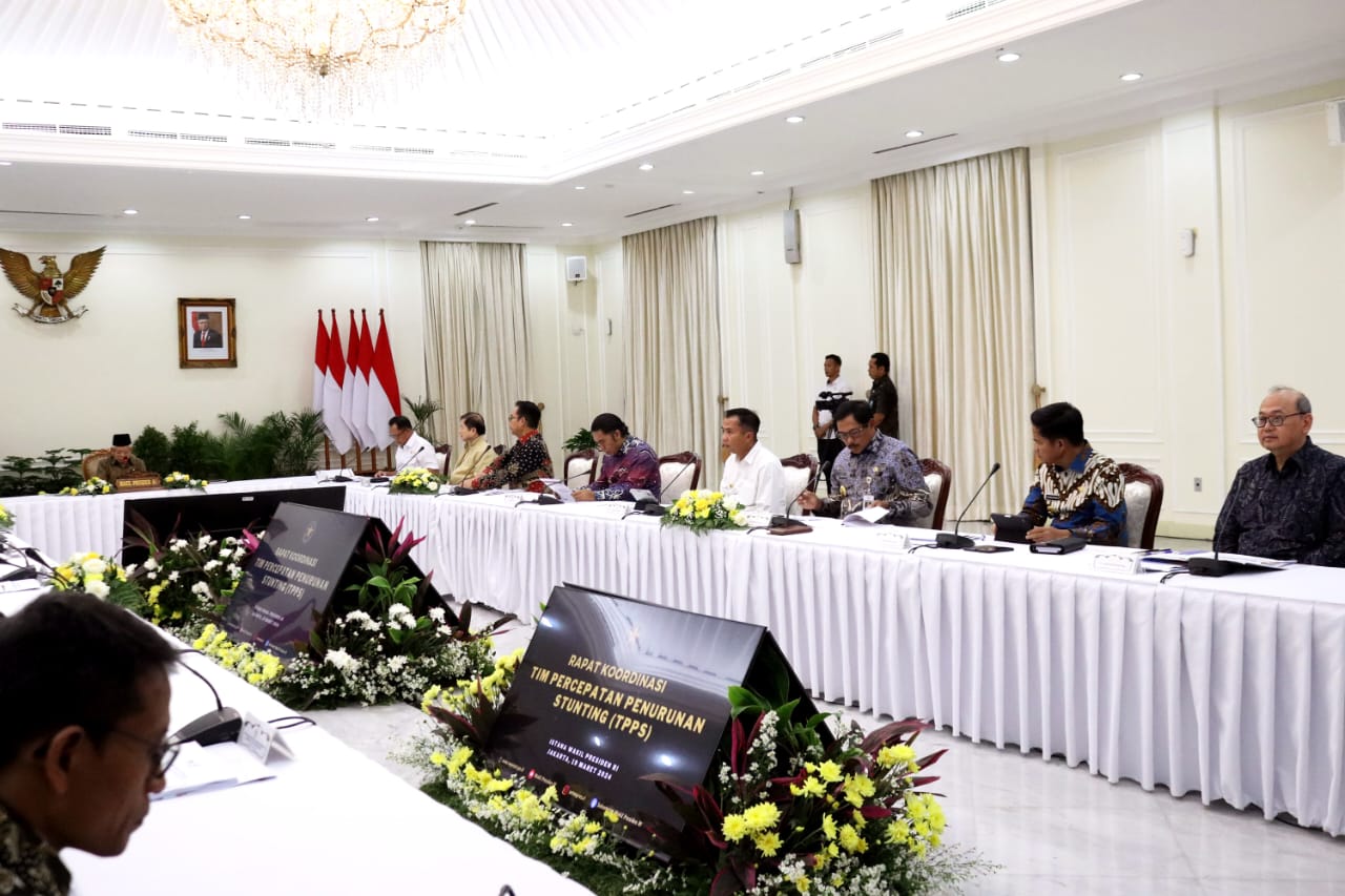IKUTI: Pj Gubernur Sumut, Hassanudin mengikuti rapat evaluasi pencapaian target prevalensi stunting bersama Tim Percepatan Penurunan Stunting.(dok Pemprov Sumut)