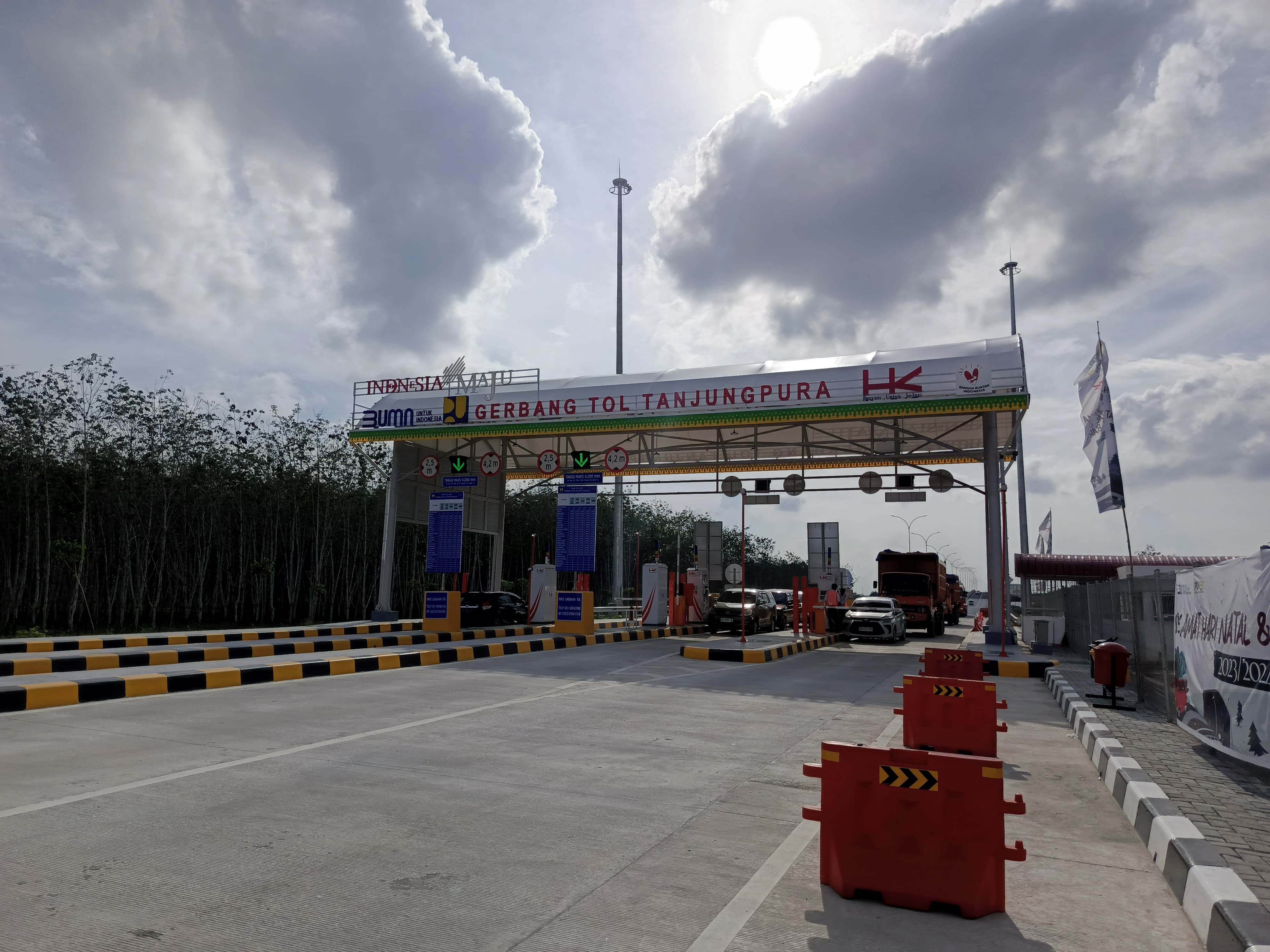 Gerbang Tol Tanjungpura.(dok Hutama Karya)