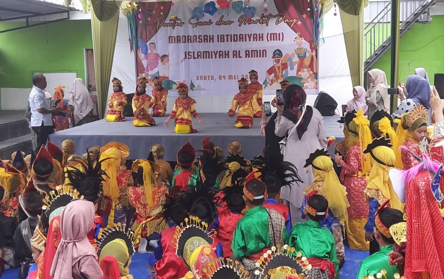Pensi dan Market Day Madrasah Ibtidaiyah Al Islamiyah Al Amin.(ist/SUMUT POS)