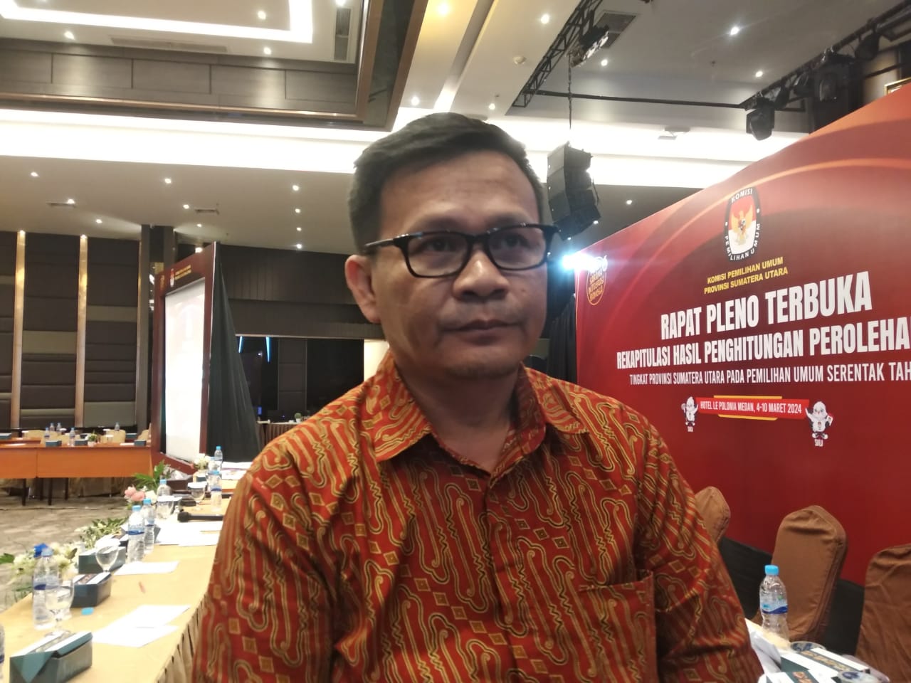 Anggota KPU Sumut, Robby Effendi Hutagalung.(BAGUS SYAHPUTRA/SUMUT POS)