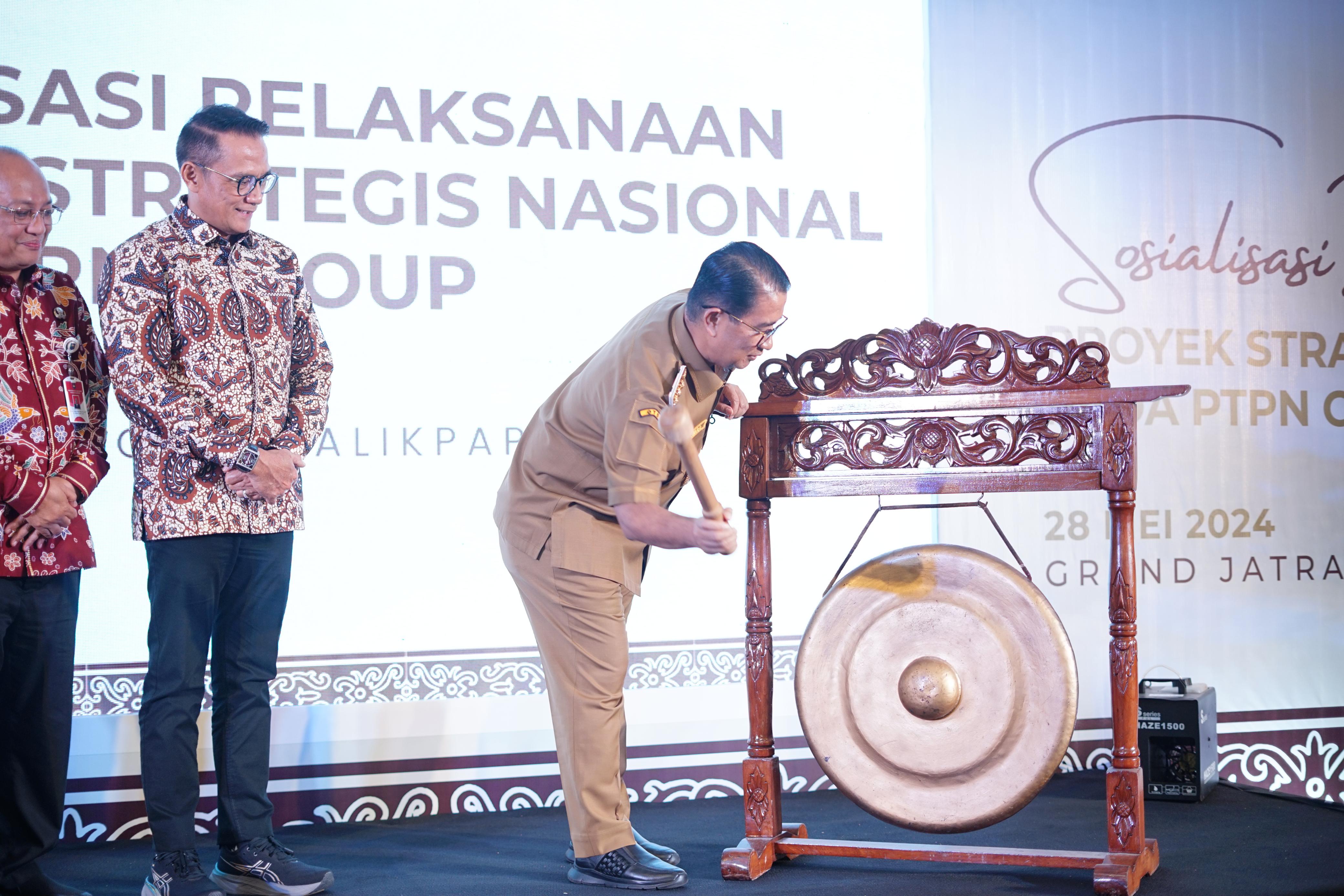 Sosialisasi Pelaksanaan PSN PTPN Grup oleh Kemendagri di Balik Papan kepada Pimpinan Daerah di Kalimantan (28/05) menjadi penutup dari Rangkaian Sosialisasi Relaksasi BPHTB PSN PTPN.