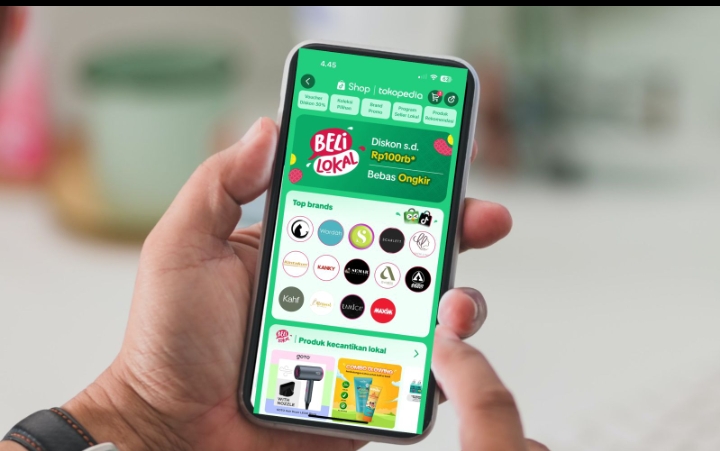 Foto: Tokopedia dan ShopTokopedia rekap tren belanja online sepanjang semester I 2024.