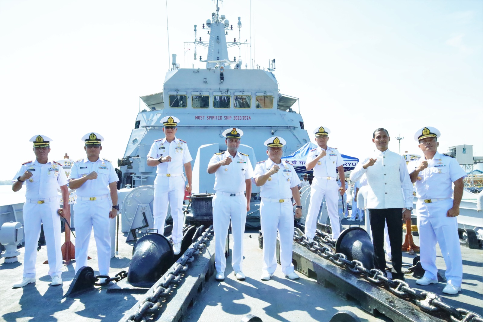 SAMBUT: TNI AL Belawan, menyambut  kedatangan Kapal Perang Angkatan Laut India, INS Saryu P54, bertempat di Dermaga Pelindo 104 Belawan, Rabu (19/6/2024).