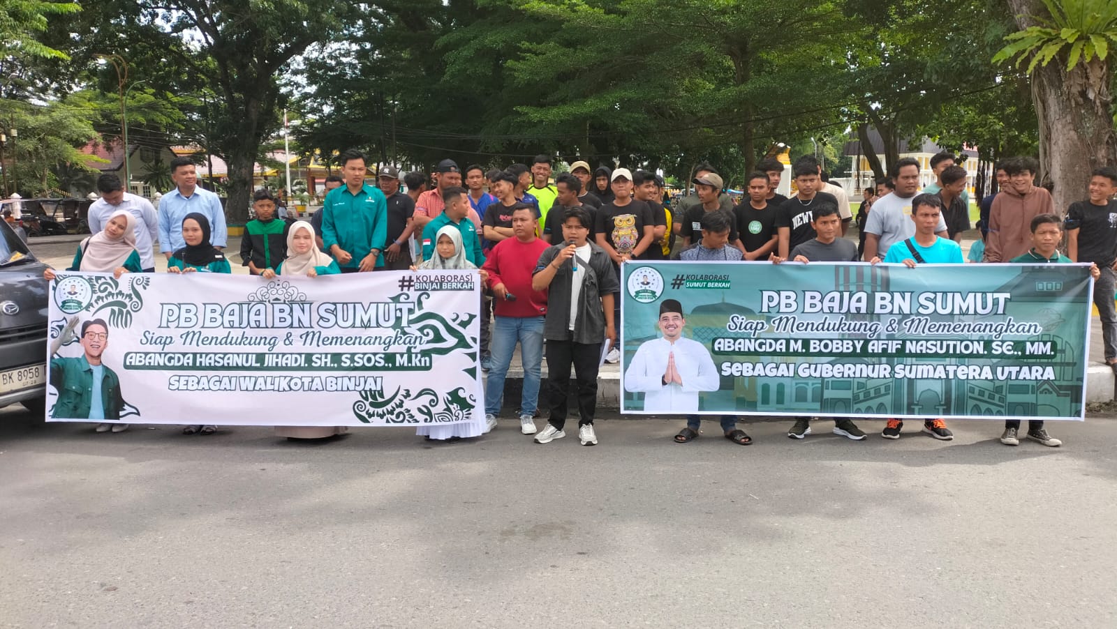 DUKUNGAN: Deklarasi dukungan Baja BN Binjai untuk Bobby Nasution raih kursi Sumut 1 di Lapangan Merdeka Binjai.