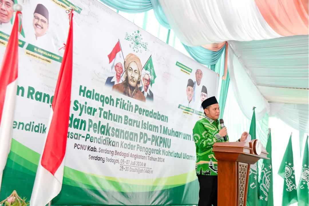 SAMBUTAN: Wabup Sergai H.Adlin Tambunan saat berikan sambutan. ( Fadly/Sumut Pos )