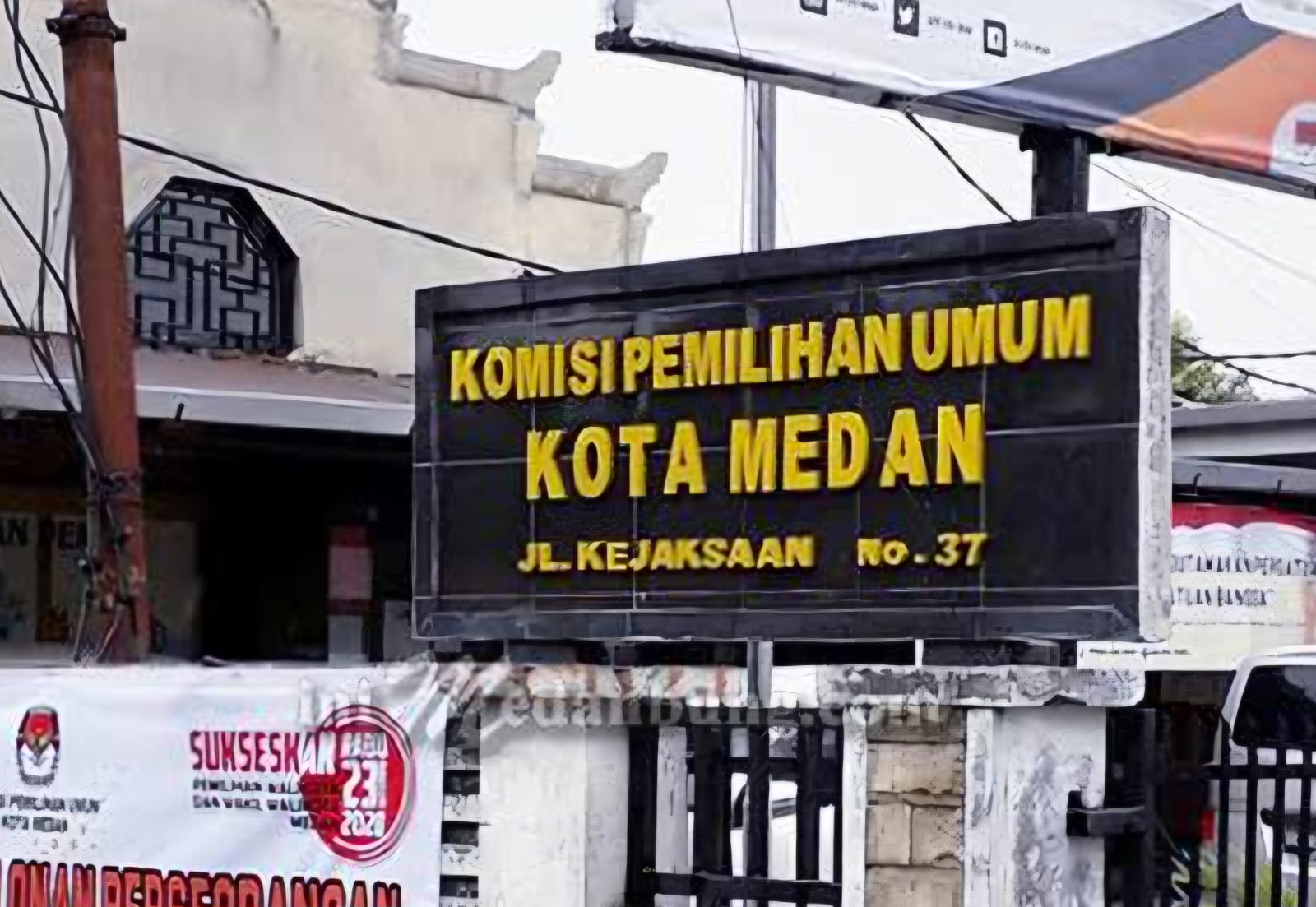 Kantor KPU Medan di Jalan Kejaksaan Medan.