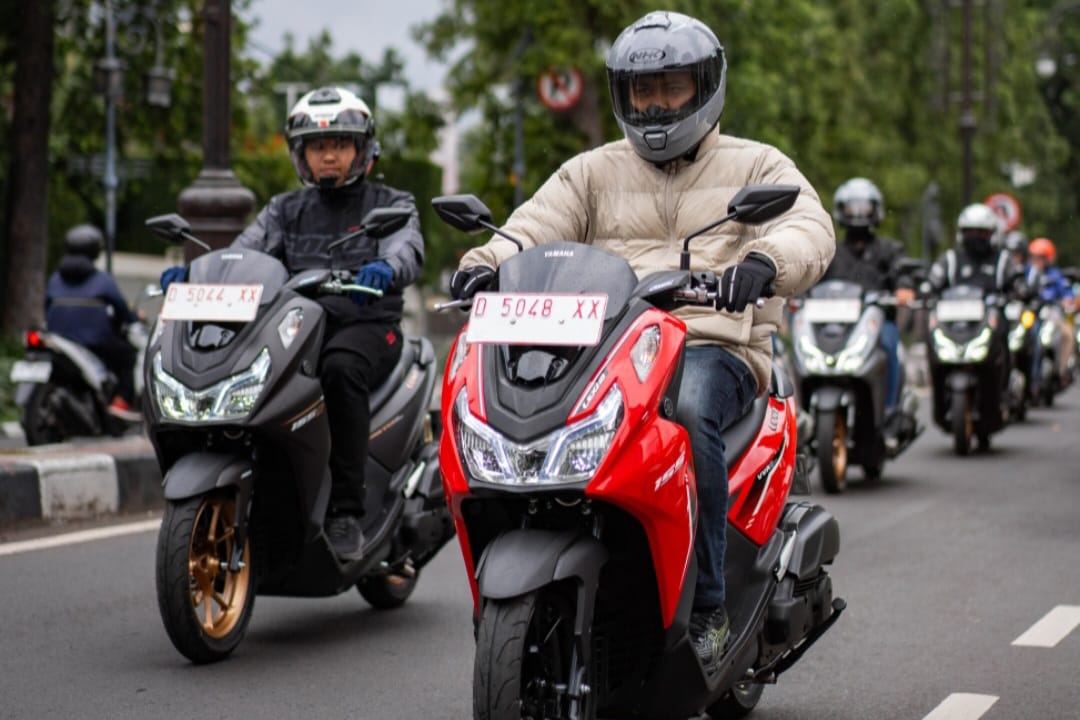 SAPA: Yamaha LEXi LX 155 menyapa warga Kisaran melalui pameran di Irian Supermarket. (Alfa Scorpii)