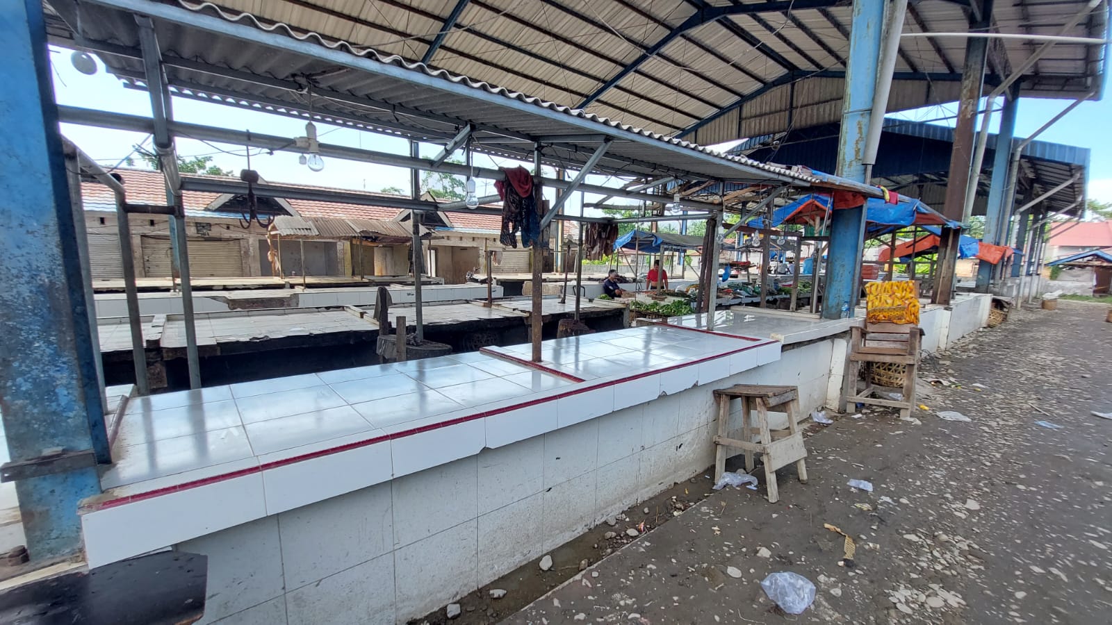 Pasar Tradisional Tanjungpura di Jalan Khairil Anwar, Kelurahan Pekan Tanjungpura.(TEDDY AKBAR/Sumut Pos)