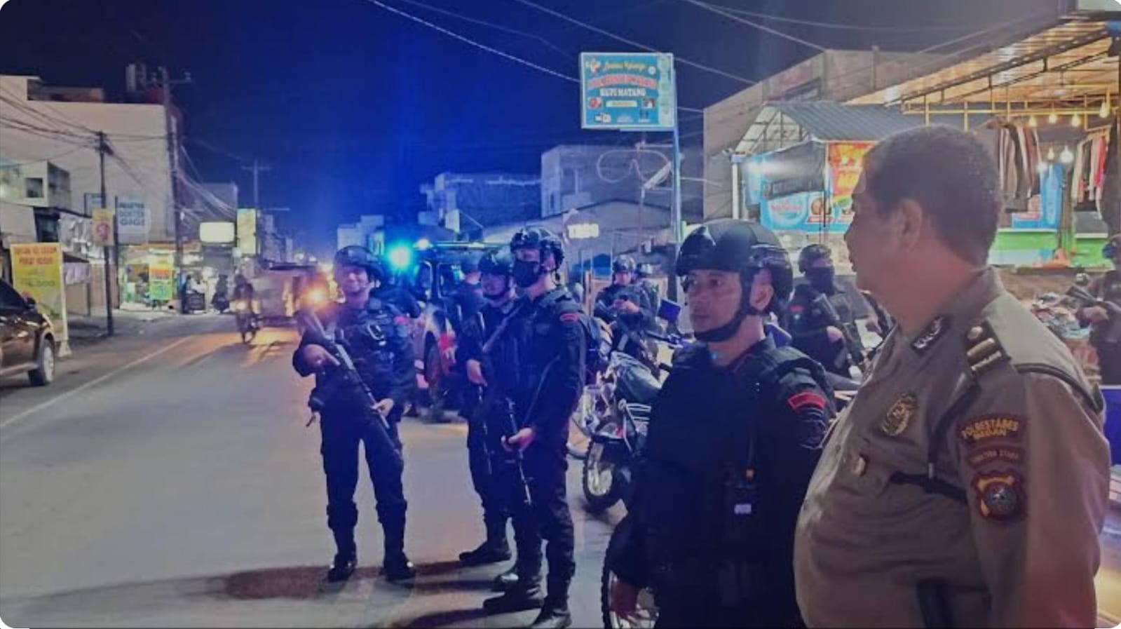 Personel Polda Sumut saat melaksanakan patroli skala besar. (Sumut Pos/Dokumen Pribadi)