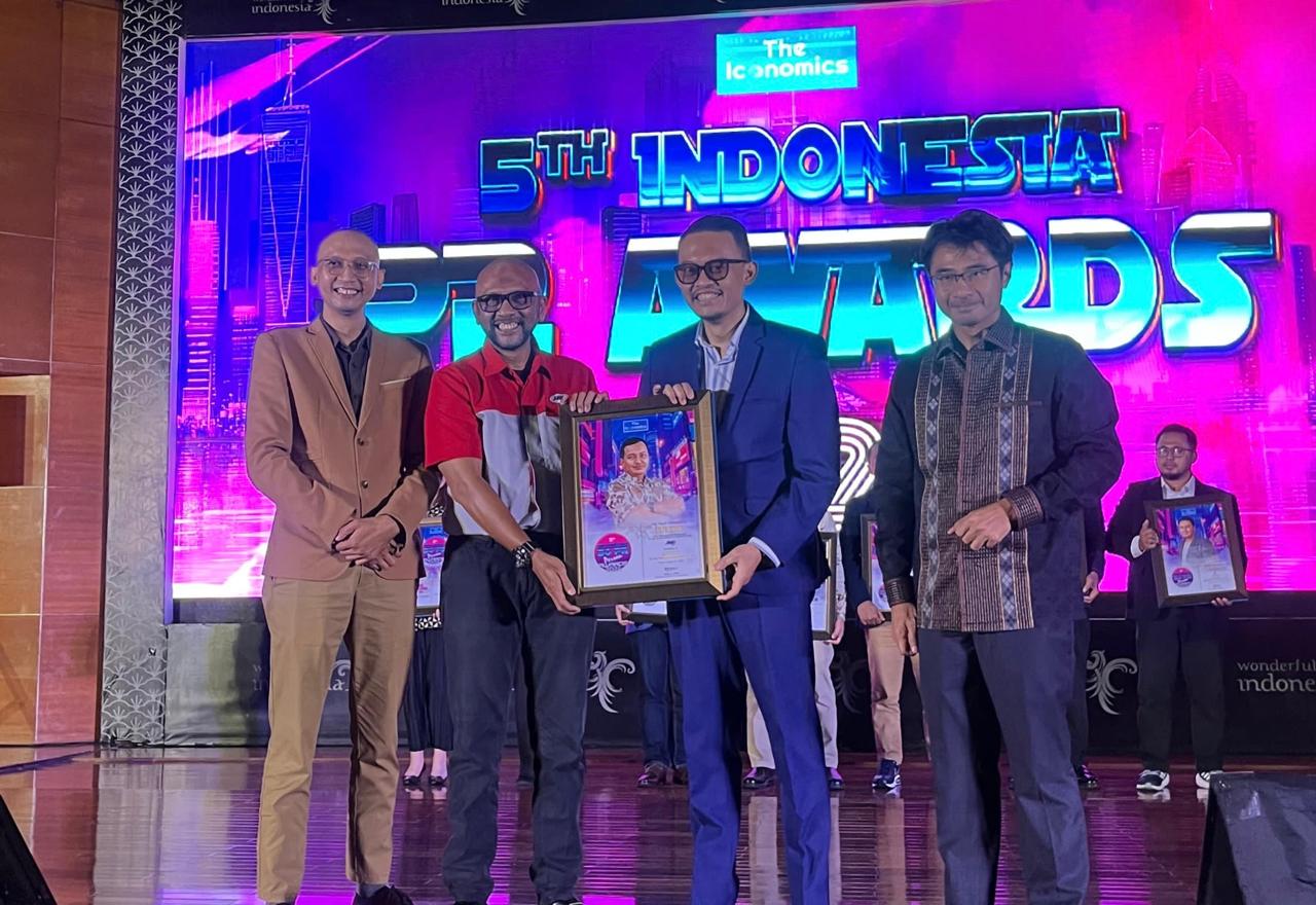 JNE kembali meraih penghargaan PR Person Awards untuk ketiga kalinya di Ajang Indonesia Public Relations Summit 2024.