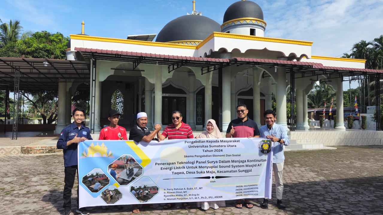 Dosen dan mahasiswa Fakultas Teknik USU saat lakukan pengabdian kepada masyarakat Masjid AT Taqwa. (Ist/Sumut Pos)
