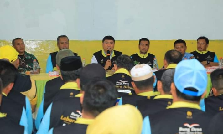 BUNG DESA: Bupati Labura Dr. Hendri Yanto Sitorus, S.E., M.M., bersama Wakil Bupati Dr. H. Samsul Tanjung, S.T., M.H, melaksanakan  Bung Desa atau Bupati Ngantor di Desa Purworejo, Kecamatan Aek Kuo,