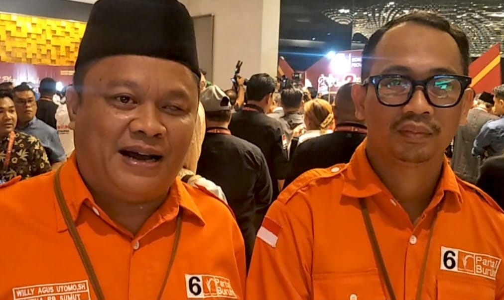 BERSAMA: Ketua Exco Partai Buruh Provinsi Sumut, Willy Agus Utomo bersama Sekretaris Partai Buruh Sumut Ijon Tuah Hamonangan Purba. Sumut Pos/Dokumen Pribadi