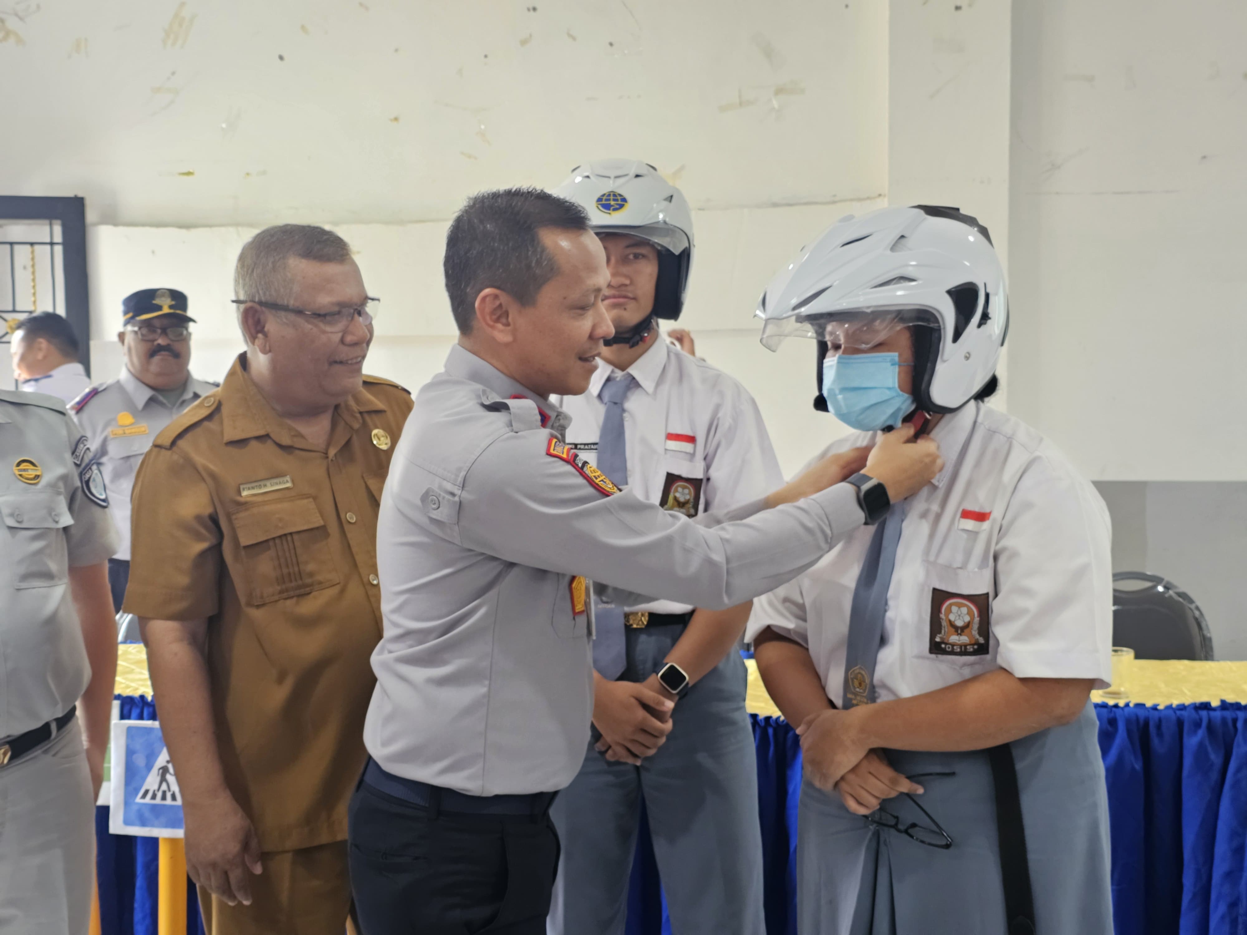 EDUKASI: Dinas Perhubungan Sumatera Utara (Dishub Sumut) memperkuat program edukasi dan sosialisasi keselamatan berlalu lintas di tujuh SMA/SMK di Kota Medan untuk menekan angka kecelakaan lalu lintas