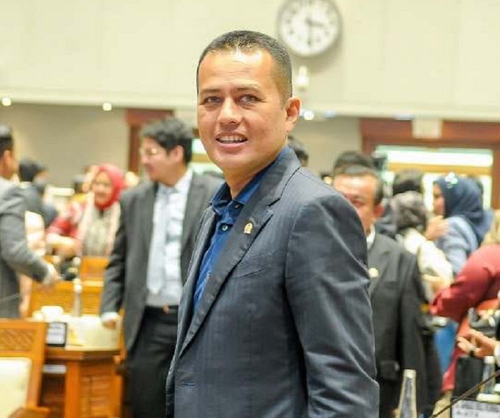 Anggota DPR RI Dapil Sumatera Utara (Sumut) 1, Fraksi Partai Golkar Musa Rajekshah.