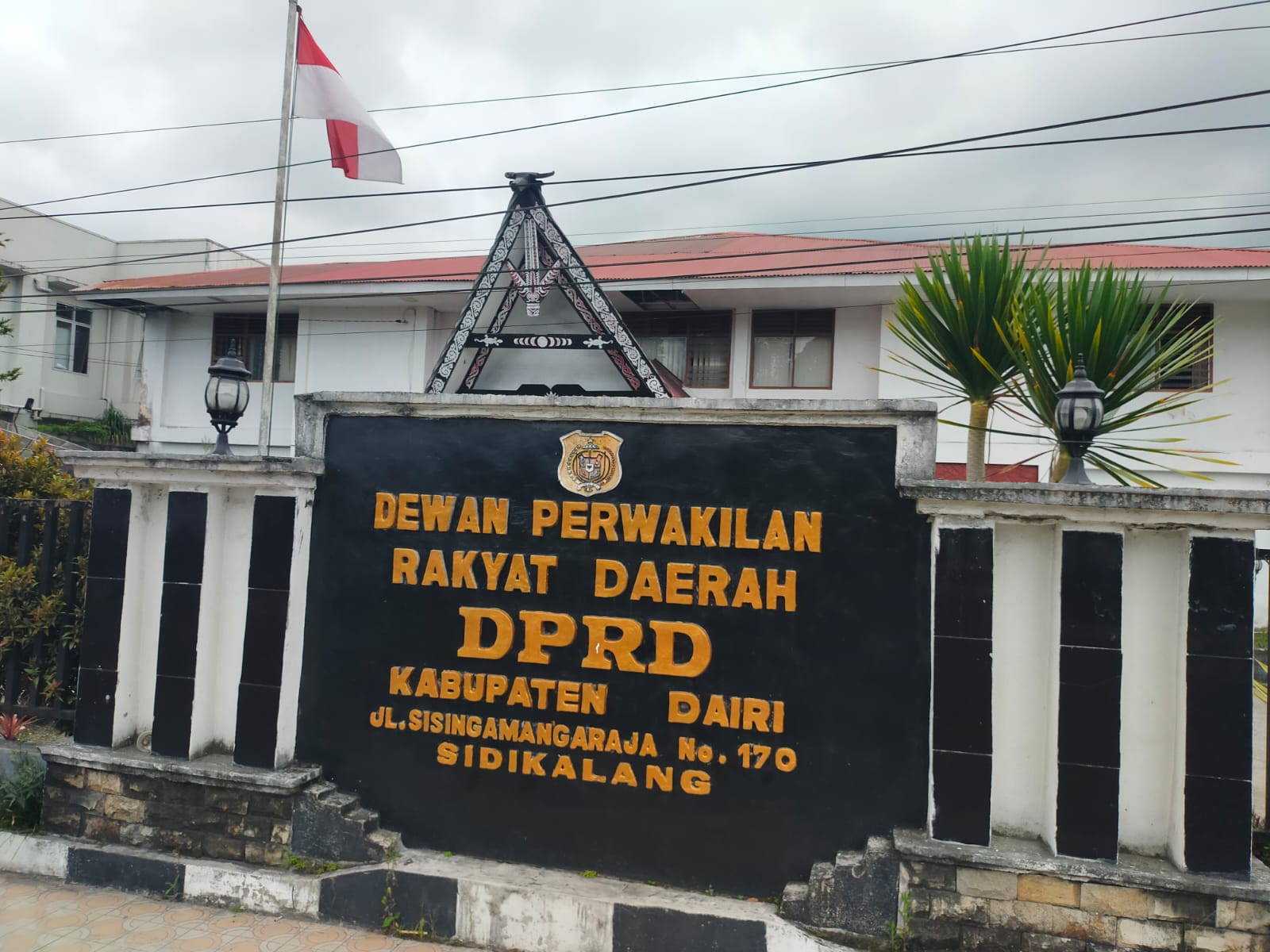 Kantor DPRD Dairi di Jalan Sisingamangaraja Sidikalang.RUDY SITANGGANG/SUMUT POS.