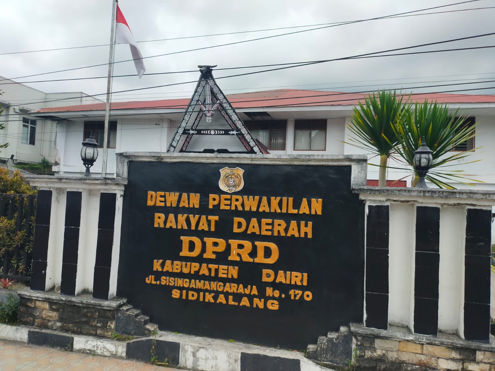 Kantor DPRD Dairi di Jalan Sisingamangaraja, Sidikalang. RUDY SITANGGANG/SUMUT POS