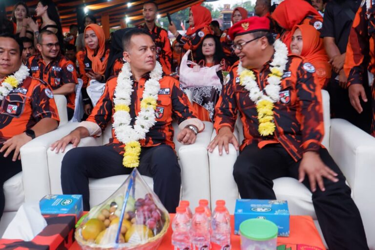 PELANTIKAN: Ketua Majelis Pertimbangan Organisasi (MPO) Kabupaten Deli Serdang, dr. H. Asri Ludin Tambunan menghadiri pelantikan pengurus  ajelis Pimpinan Cabang Pemuda Pancasila (MPC PP)