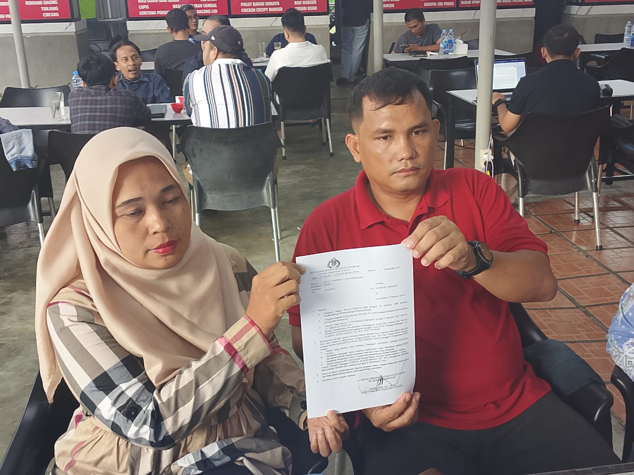 Sakkeus Harahap  bersama kuasa hukumnya. IKHSAN/SUMUT&nbsp;POS