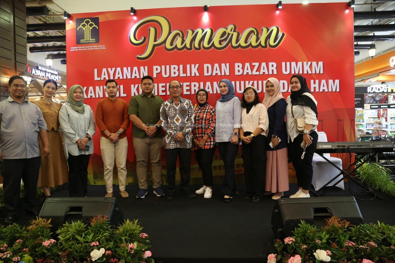 Kanwil Kemenkumham Sumut saat menggelar Pameran Layanan Publik dan Bazar UMKM di Atrium Ringroad Citywalk, Medan. (Ist)