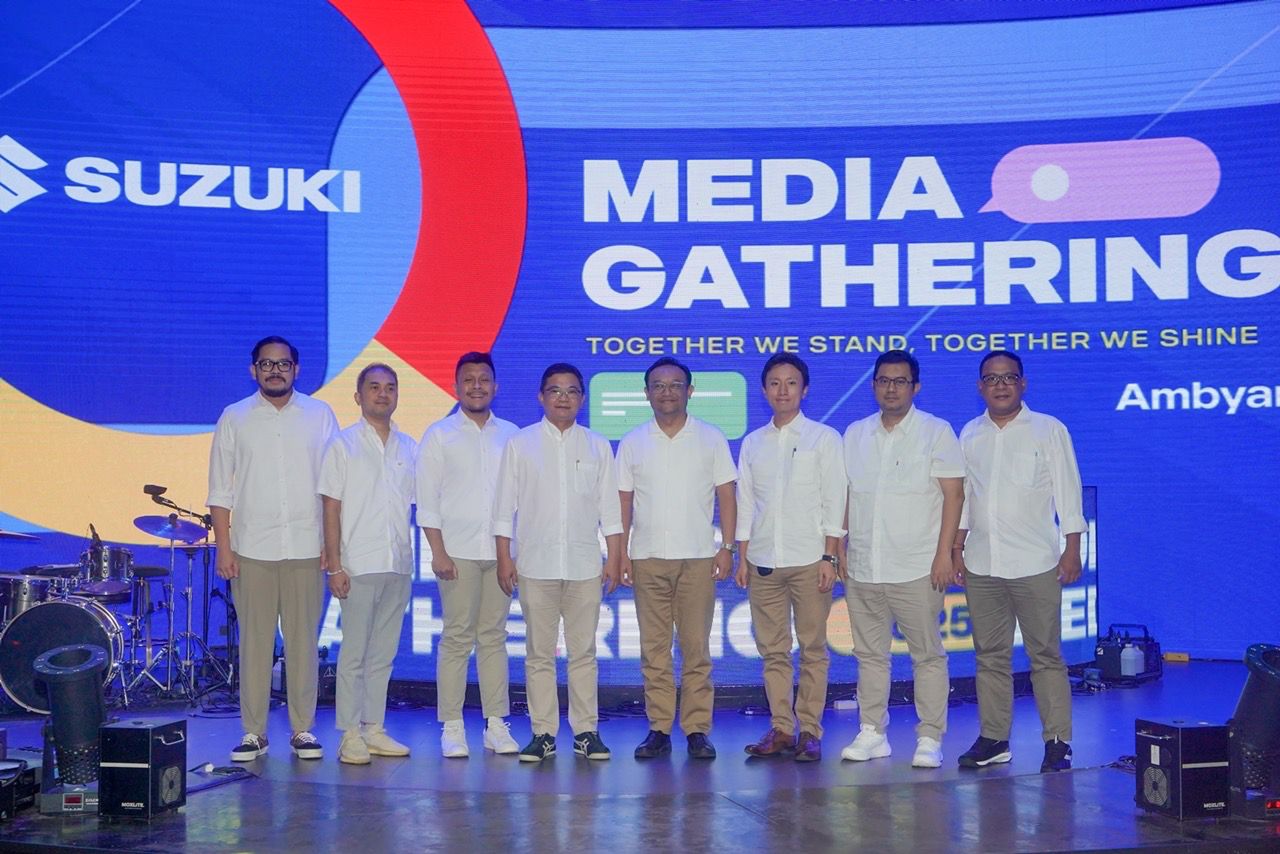 MEDIA GATHERING: Department Head of Strategic Planning PT Suzuki Indomobil Sales (SIS), Joshi Prasetya bersama manajemen lainnya di sela-sela Media Gathering, Sabtu&nbsp;(18/1/2025).