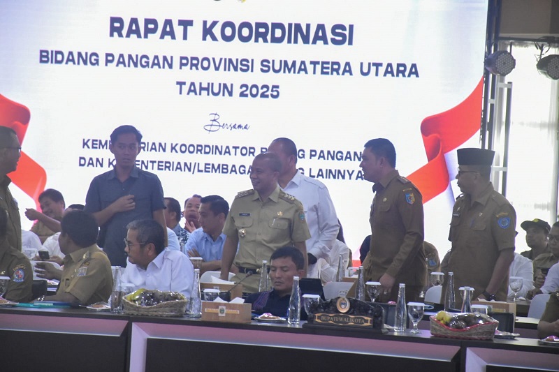 IKUTI: Pj Wali Kota Tebingtinggi Moettaqien Hasrimi mengikuti rakor terkait sinergi pemerintah pusat dengan daerah mewujudkan swasembada pangan di Medan.&nbsp;SOPIAN/SUMUTPOS
