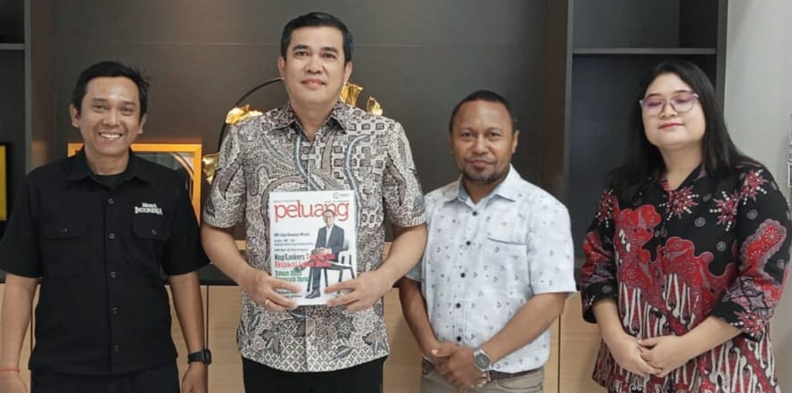 AUDIENSI: Kepala Dinas Koperasi dan UKM Sumut Naslindo Sirait (kedua kiri) saat menerima Audiensi Ketua KPI Devis Abuimau Karmoy (kedua kanan) dan Kepala Divisi Komunikasi.