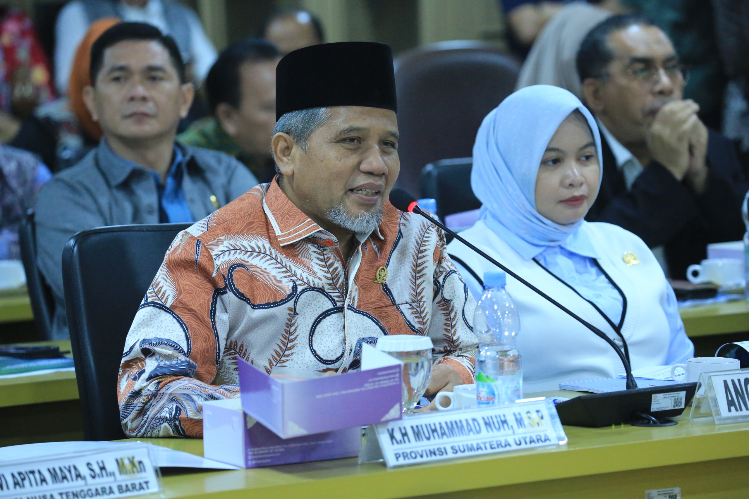 Anggota DPD RI asal Sumatera Utara KH Muhammad Nuh MSP saat rapat dengan Menteri PPN/Bappenas di Gedung B Nusantara V, Senayan, Jakarta, Senin (3/2/2025).
