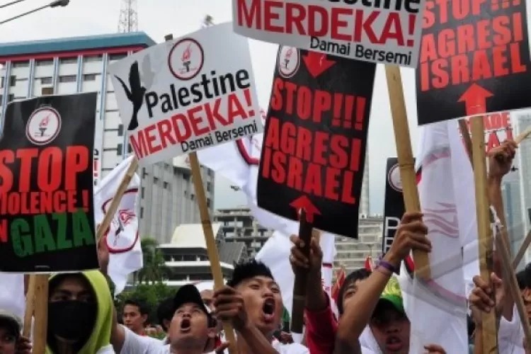 40 persen responden survei YouGov mendukung kemerdekaan Palestina. (ANTARA/Anadolu)