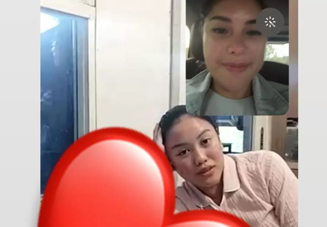 VIDEO CALL: Nikita Mirzani mengupload foto saat dirinya sedang video call dengan Lolly.
