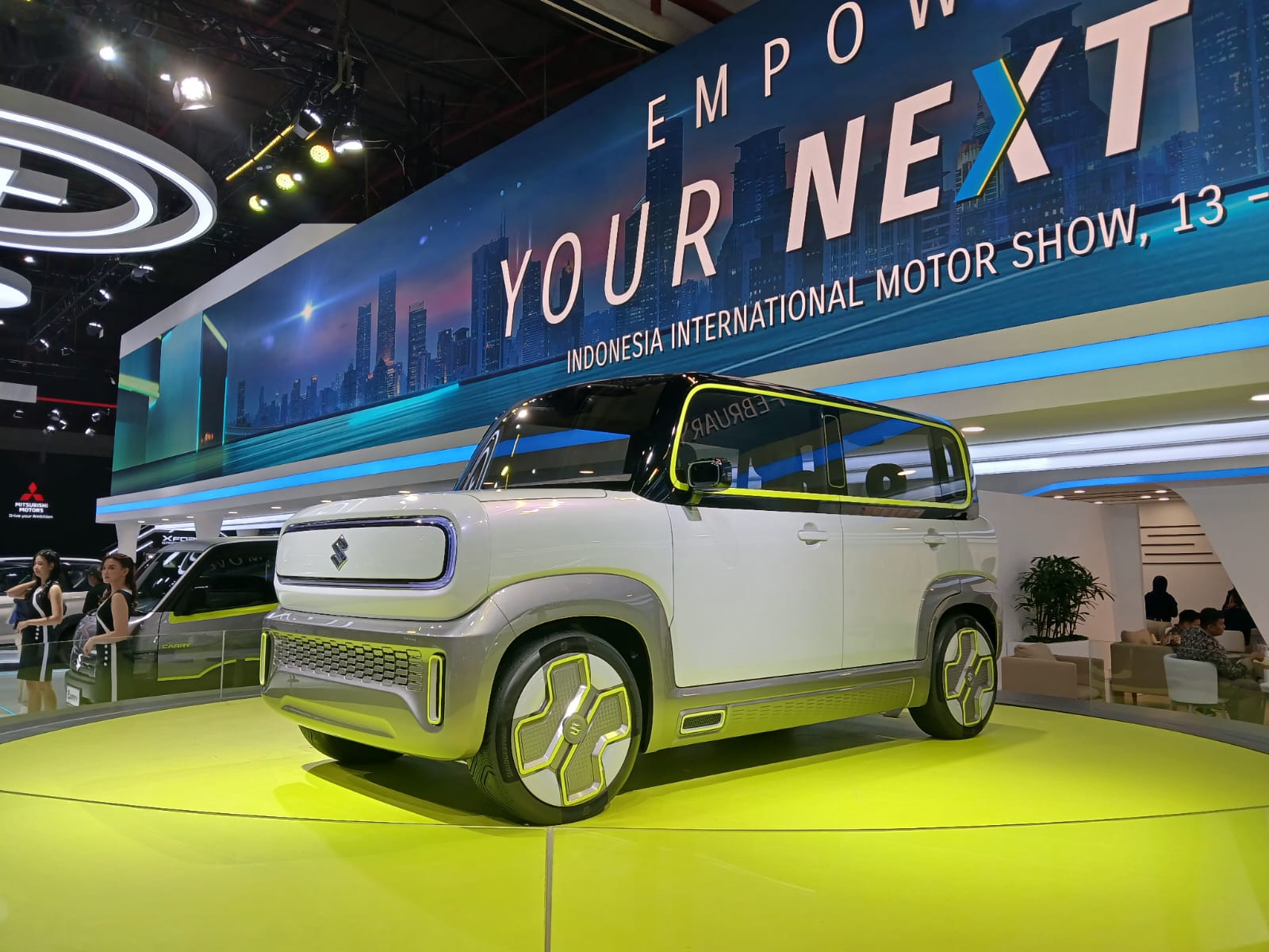 Mobil Konsep Suzuki eWX, yang terpajang di Both Suzuki IIMS 2025.  (istimewa/Sumut&nbsp;Pos