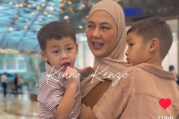 Paula Verhoeven dan anaknya Kenzo dan Kiano. (Dok: Instagram)