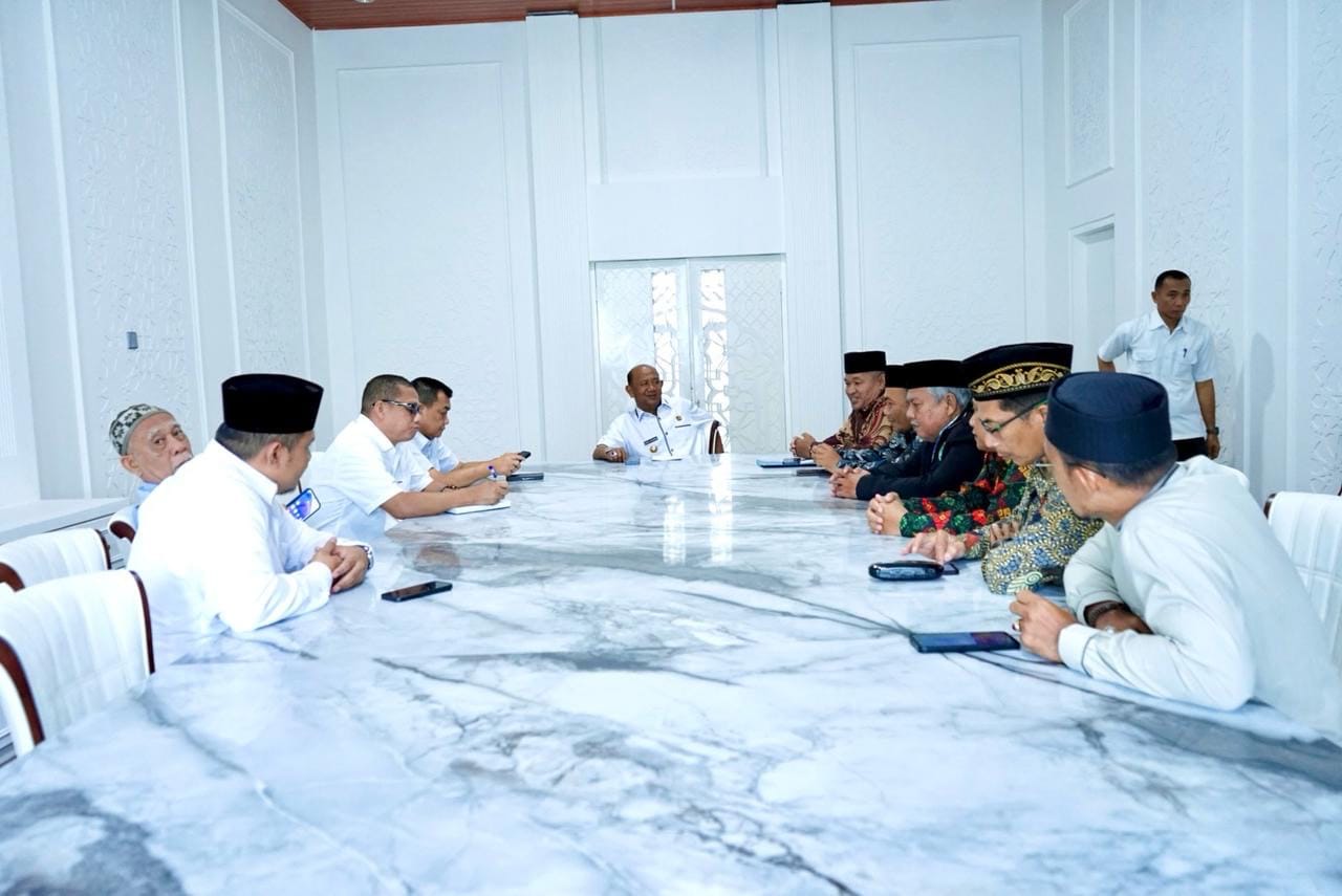 AUDIENSI: Bupati Langkat, Syah Afandin menerima audiesnsi MUI Langkat.Diskominfo Langkat/Sumut Pos