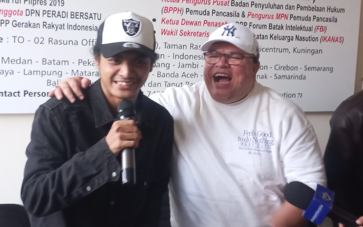 Vadel Badjideh dan Razman Arif Nasution.