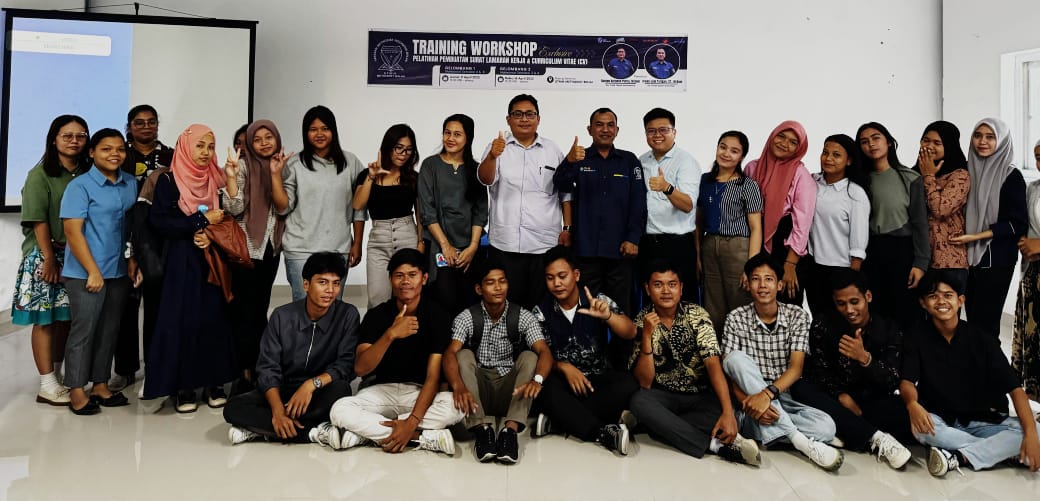 STMIK METHODIST: Pelatihan menyusun surat lamaran kerja dan CV yang profesional di STMIK Methodist Binjai. (ISTIMEWA/SUMUT POS)