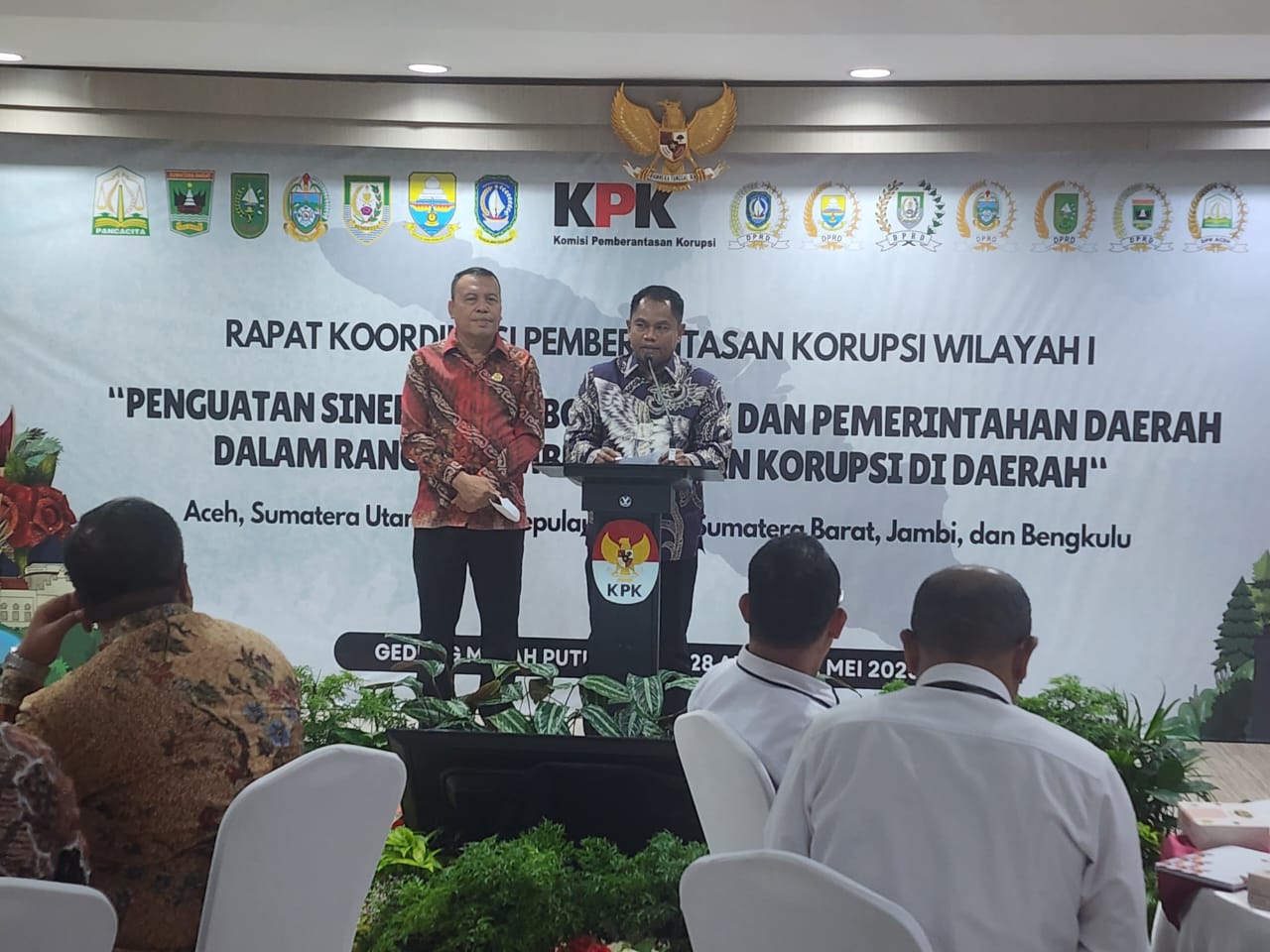 RAKOR: Bupati Sergai, H. Darma Wijaya hadiri Rakor Penguatan Sinergi Kolaborasi antara KPK dan Pemerintah Daerah dalam Pemberantasan Korupsi di Wilayah I. ISTIMEWA/SUMUT POS