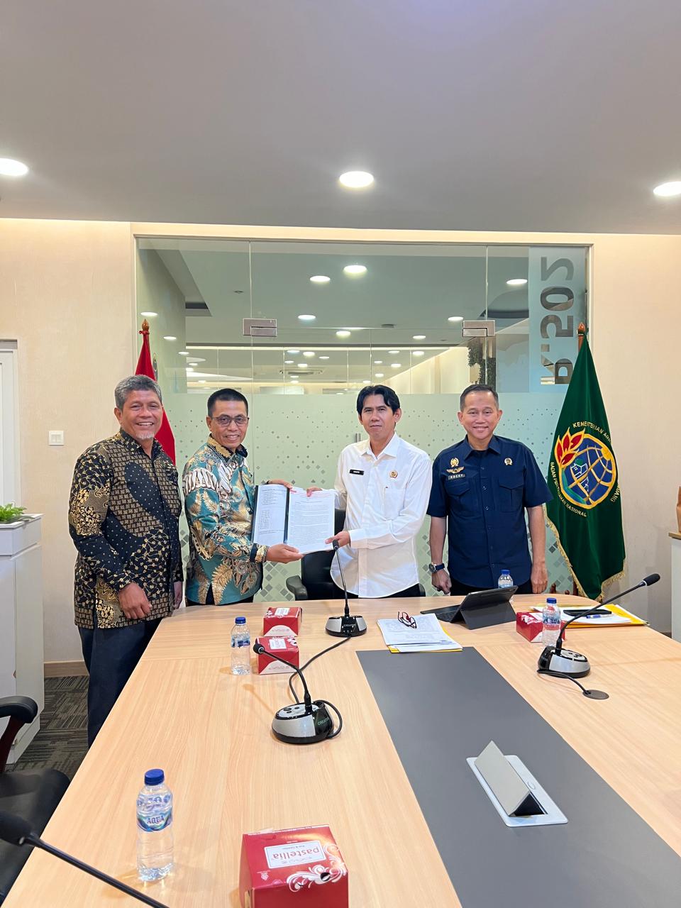BERKAS: Ketua DPRD Batubara M Safi