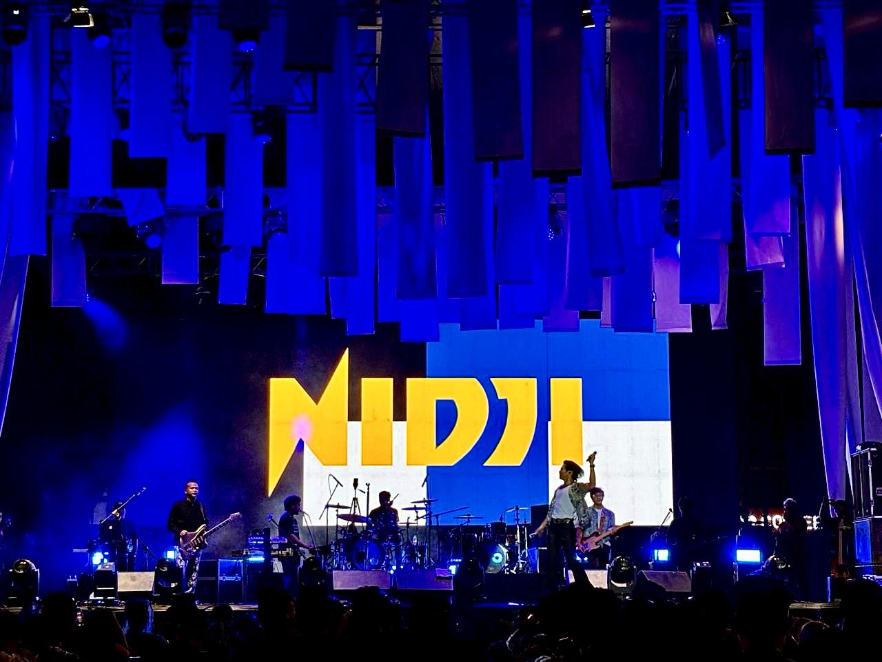 SEMARAKKAN: Grub Band Nidji turut menyemarakkan Biznet Festival 2025 di Medan. FOTO: ZULAIKA/SUMUT POS