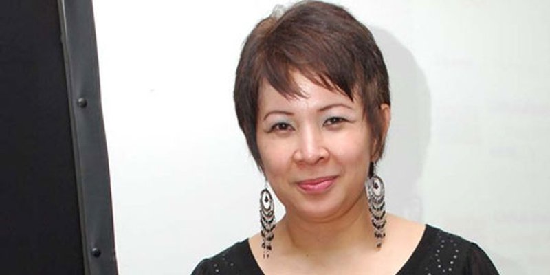 Penyanyi Irianti Erningpraja.