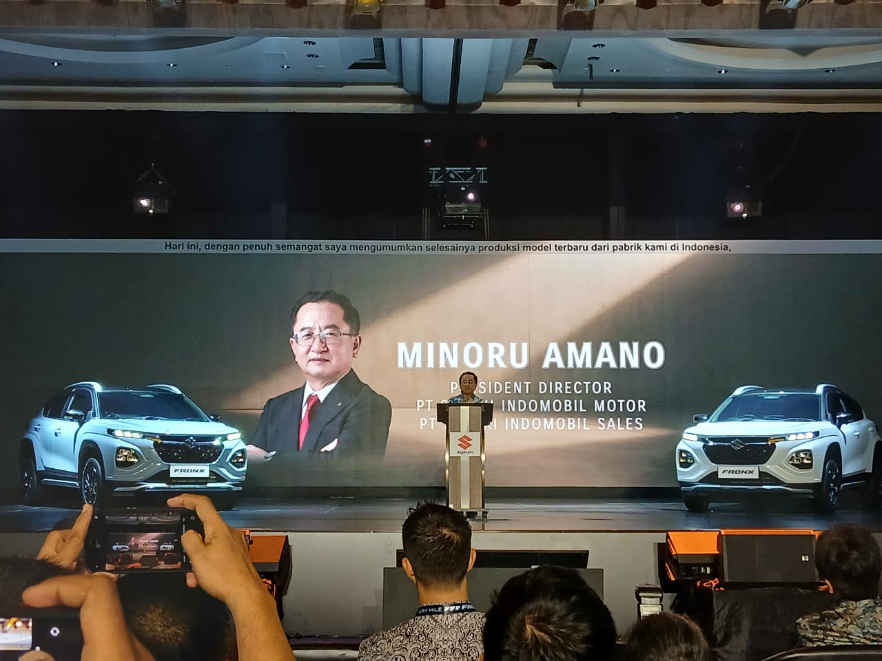 PELUNCURAN: Minoru Amano Presiden Direktur PT. Suzuki Indomobil Motor dan PT. Suzuki Indomobil Sales, pada peluncuran Suzuki Fronx di Rafles Hotel Jakarta. foto: ISTIMEWA/SUMUT POS