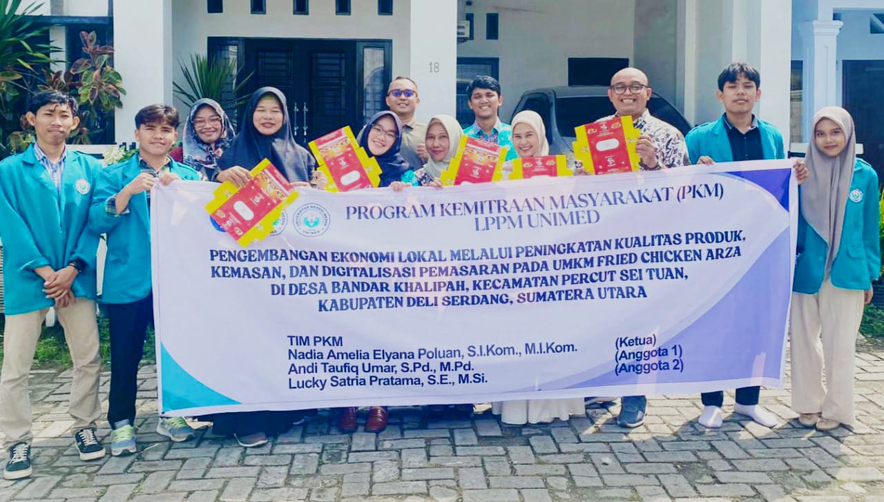 PENGEMBANGAN EKONOMI: Tim PKM-LPPM Unimed Laksanakan Pengembangan Ekonomi Lokal pada UMKM Fried Chicken Arza. (ISTIMEWA/SUMUT POS)