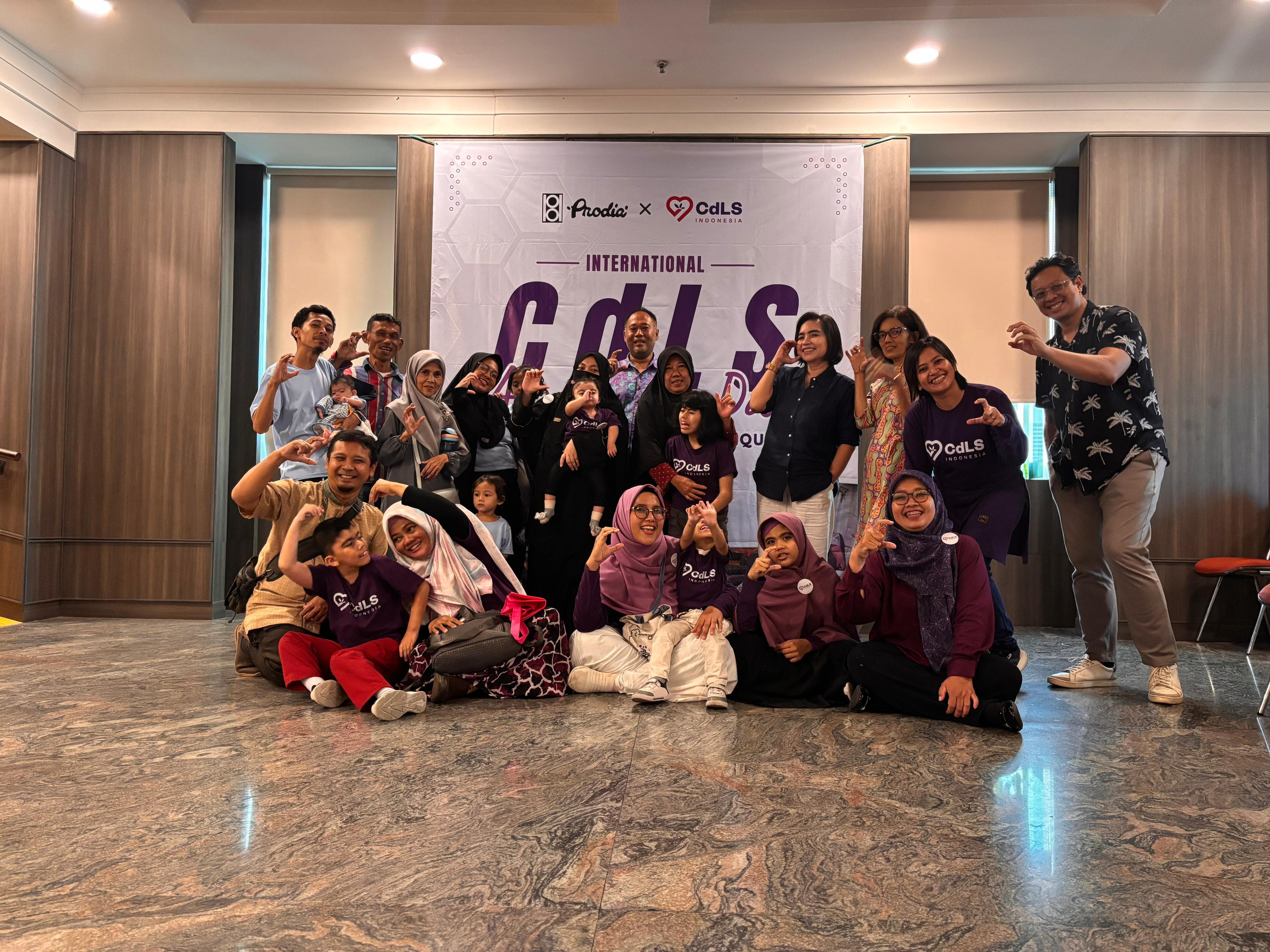 MOMENT: Peringatan CdLS Awareness Day 2025 mengusung tema &ldquo;Embrace Diversity, Achieve Equality. FOTO: ISTIMEWA/SIMUT POS