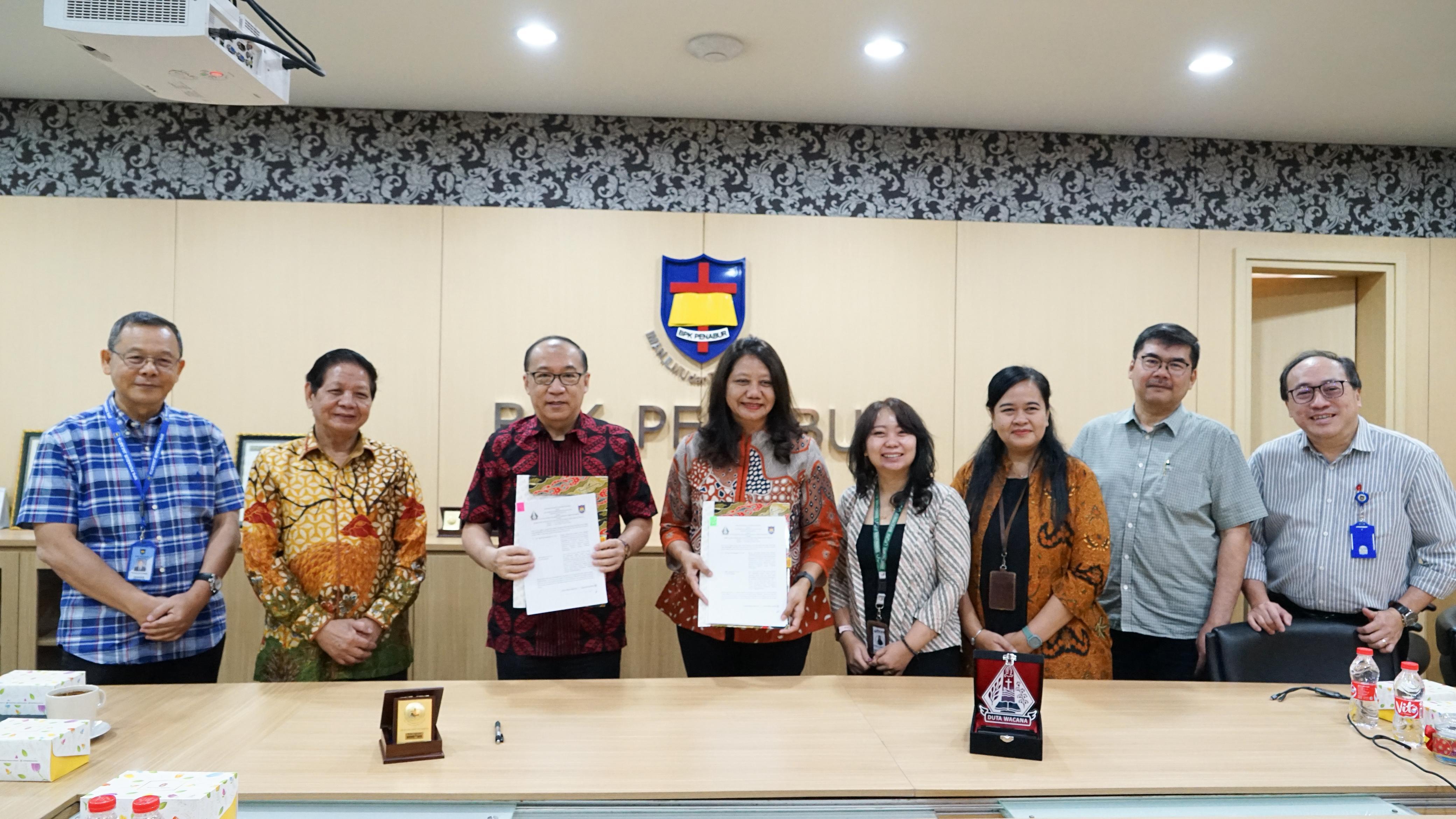 KERJA SAMA: Universitas Kristen Duta Wacana (UKDW) jalin kerja sama dengan Yayasan BPK PENABUR Jakarta, 28 Mei  2025. foto: ISTIMEWA/SUMUT POS